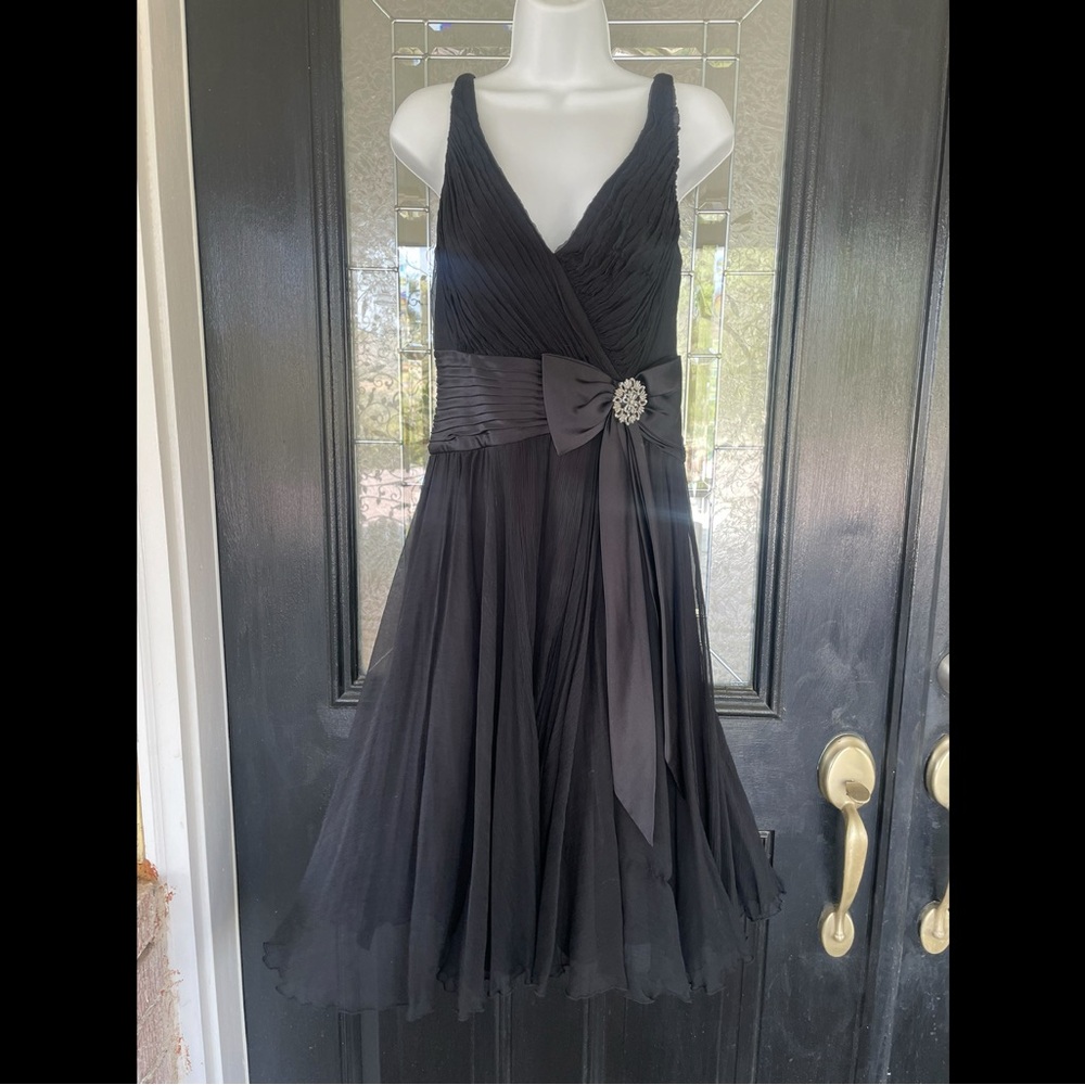Elegant Black Evening Dress